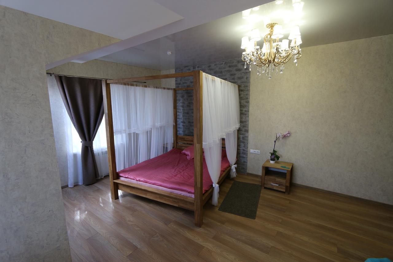 Gostinnyi Dvor Polotsk Bagian luar foto
